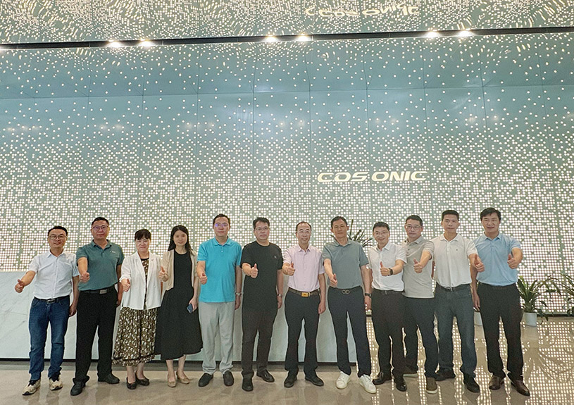 汉中职业技术学院到访qyh球友会官网-相信品牌力量智能发展校企合作互换
